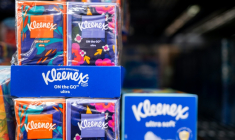 Kimberly-Clark (Kleenex) rachète Kenvue, fabricant du Tylenol, valorisé 48,7 milliards de dollars ( GETTY IMAGES NORTH AMERICA / Brandon Bell )