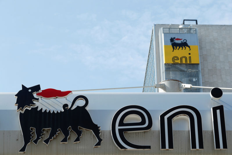 ENI: LES PRIX DU GAZ ET DU PÉTROLE PÈSENT SUR LE BÉNÉFICE TRIMESTRIEL