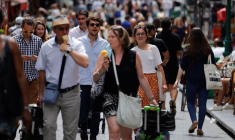 FRANCE: LA REPRISE ÉCONOMIQUE SE POURSUIT MALGRÉ LA QUATRIÈME VAGUE ÉPIDÉMIQUE