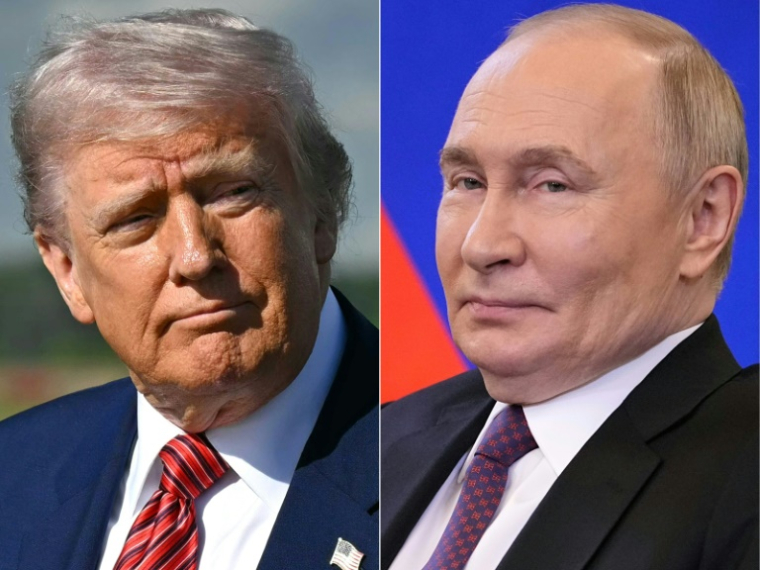 A gauche, Donald Trump, le président américain, photographié à Morristown, dans le New Jersey, le 23 mai 2025. A droite, Vladimir Poutine, à Moscou, en Russie, le 28 mai 2025. ( AFP / SAUL LOEB )
