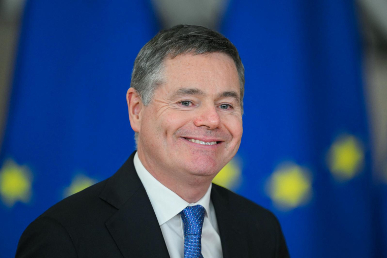 Paschal Donohoe, ministre irlandais des Finances fraîchement nommé à la Banque mondiale, à Bruxelles le 23 octobre 2025. ( AFP / NICOLAS TUCAT )