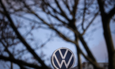 ( AFP / RONNY HARTMANN )