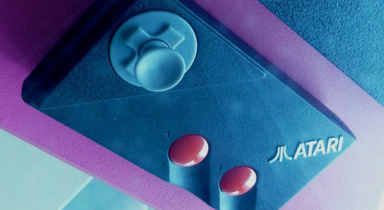 Une manette de contrôle Atari, au NEMO Museum d'Amsterdam. (© cc Marek Bereza)