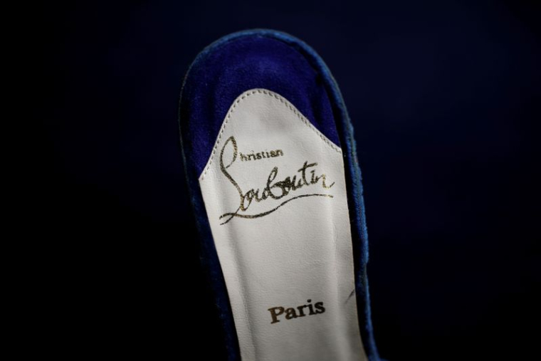 EXOR PREND 24% DE LOUBOUTIN POUR 541 MILLIONS D'EUROS