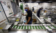 FRANCE: L'IMPACT DES RESTRICTIONS SANITAIRES EST DE 0,2 POINT DE PIB ANNUEL, SELON UNE SOURCE À BERCY