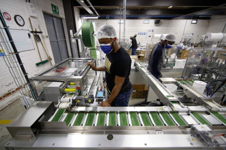 FRANCE: L'IMPACT DES RESTRICTIONS SANITAIRES EST DE 0,2 POINT DE PIB ANNUEL, SELON UNE SOURCE À BERCY