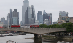 Les gratte-ciel de la City de Londres avec la cathédrale Saint-Paul, à Londres