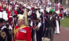 Les membres de la famille royale britannique participent à une procession annuelle