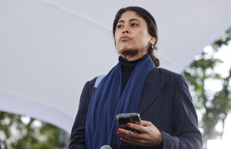 Rima Hassan à Montreuil, le 17 juin 2024. ( AFP / LUDOVIC MARIN )