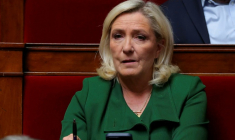 La cheffe de file des députés RN Marine Le Pen à l'Assemblée nationale le 8 avril 2025 ( AFP / Thomas SAMSON )