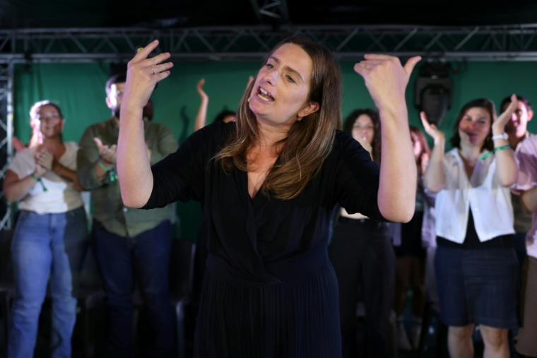 La secrétaire nationale des Ecologistes, Marine Tondelier, s'exprime lors des universités d'été de son parti, le 21 août 2026 à Saint-Martin-d’Hères, en Isère ( AFP / Alex MARTIN )