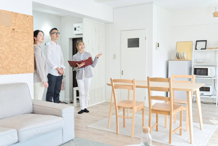 Location meublée : pourquoi ce mode de location séduit les propriétaires bailleurs / iStock.com - mapo