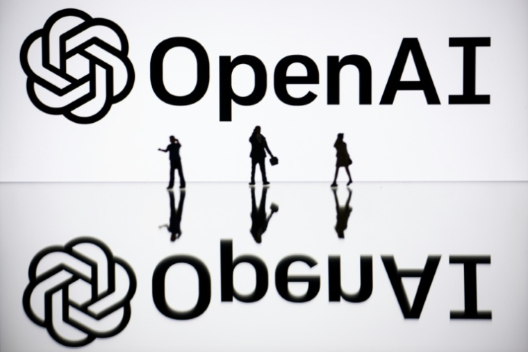 OpenAI a annoncé à un accord avec le Pentagone, au détriment d'Anthropic qui a refusé de se plier à un ultimatum adressé par le gouvernement américain pour une utilisation sans conditions de son modèle d'intelligence artificielle ( AFP / SEBASTIEN BOZON )