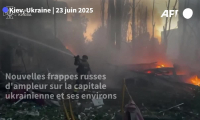 Ukraine: une nouvelle attaque russe fait huit morts à Kiev et dans sa région