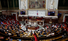 FEU VERT DES DÉPUTÉS À UNE RÉFÉRENCE AU CLIMAT DANS LA CONSTITUTION