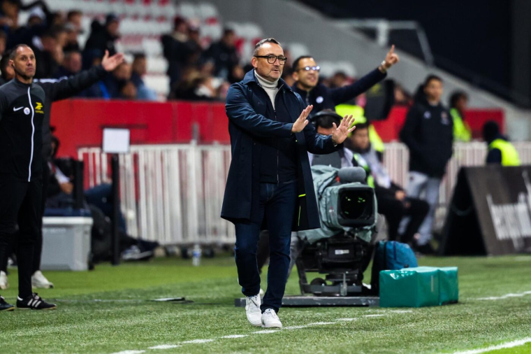 Plombé par les blessures, Franck Haise dénonce ses conditions de travail
