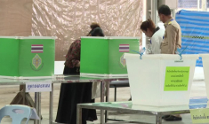 Thaïlande: les bureaux de vote ouvrent pour les élections législatives anticipées