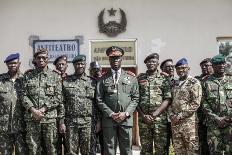 Le général Horta N'Tam, chef d'état-major de l'armée de Terre, a été investi président de transition, jeudi 27 novembre à Bissau, en Guinée-Bissau. ( AFP / PATRICK MEINHARDT )