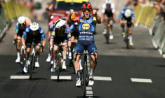 Le Danois Mads Pedersen vainqueur de la 4e étape du Tour de France, le 7 juillet 2026 à Foix ( AFP / Jeff PACHOUD )