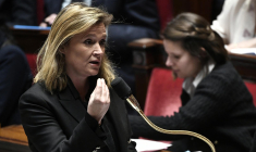 Olivia Grégoire à Paris le 27 février 2024. ( AFP / STEPHANE DE SAKUTIN )