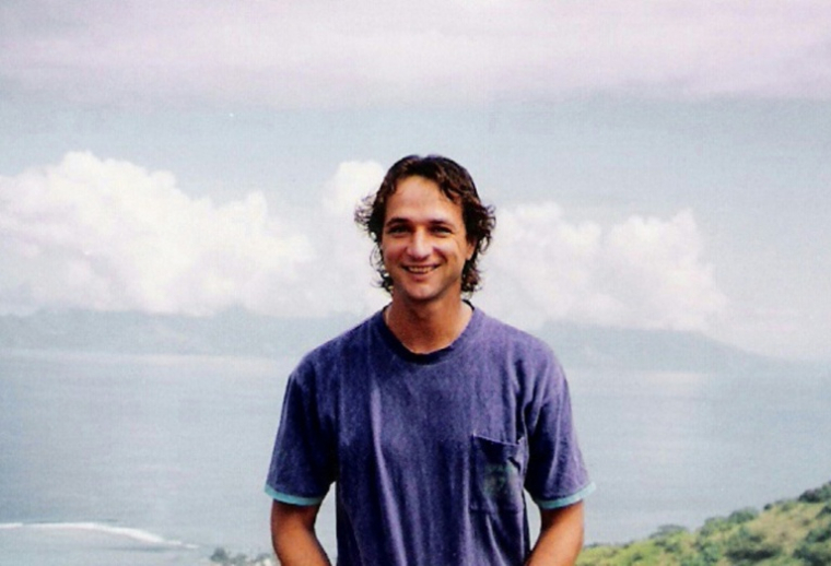 Photo non datée du journaliste Jean-Pascal Couraud, disparu dans la nuit du 15 au 16 décembre 1997, en Polynésie française ( FAMILLE COURAUD / - )
