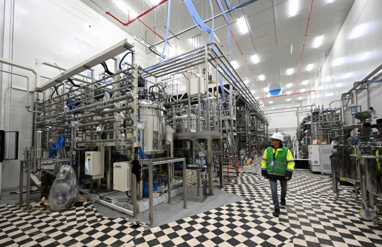 Une usine de batteries à Billy-Berclau, le 9 mai 2023. ( AFP / FRANCOIS LO PRESTI )