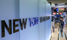 Des opérateurs à la Bourse de New York, le 18 mars 2026 ( AFP / ANGELA WEISS )