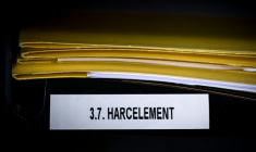 Mieux connu, le harcèlement au travail ne recule pas, selon un baromètre ( AFP / Philippe LOPEZ )
