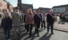 Pas-de-Calais: Le Pen se rend à une cérémonie de commémoration du 8-Mai