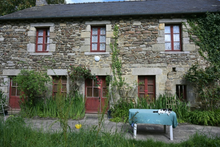 La maison de la sexagénaire décédée à Plouasne dans les Côtes d'Armor, le 16 avril 2016 ( AFP / Damien MEYER )