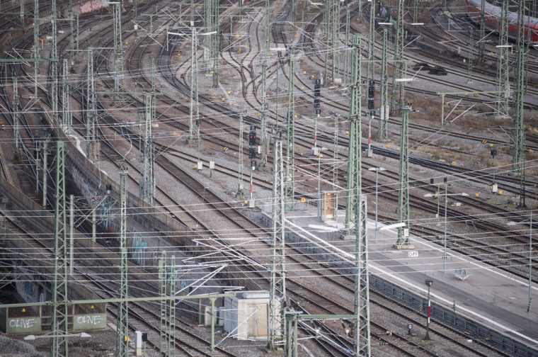 ( dpa / MARIJAN MURAT )