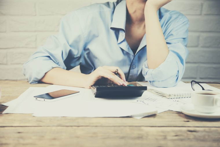Peu impliquées en matière d’investissement, les femmes mettent leur sécurité financière en péril (Crédit photo : Fotolia)