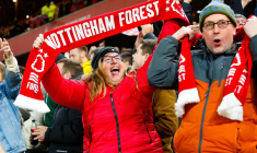 « Une pinte offerte à chaque but de Forest ! » : un pub se ruine en Angleterre