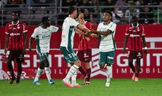 Saint-Étienne tartine Dijon dans un match au couteau