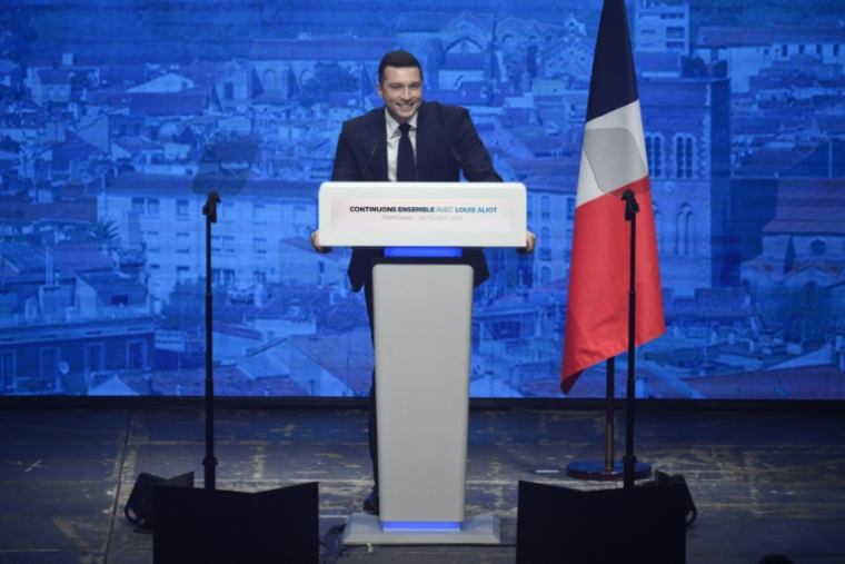 Le président du Rassemblement National Jordan Bardella à Perpignan dans les Pyrénées-Orientales le 28 février 2026 ( AFP / Ed JONES )