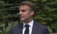 Macron estime qu'un changement de régime en Iran sera synonyme de "chaos"