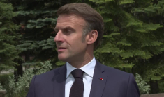 Macron estime qu'un changement de régime en Iran sera synonyme de "chaos"