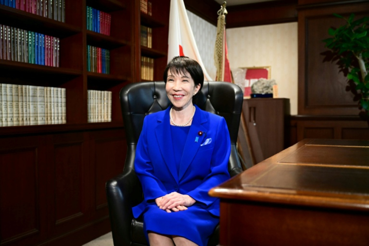 Sanae Takaichi, nouvelle dirigeante élue du Parti libéral-démocrate (PLD) au pouvoir, le 4 octobre 2025 à Tokyo ( POOL / Yuichi YAMAZAKI )
