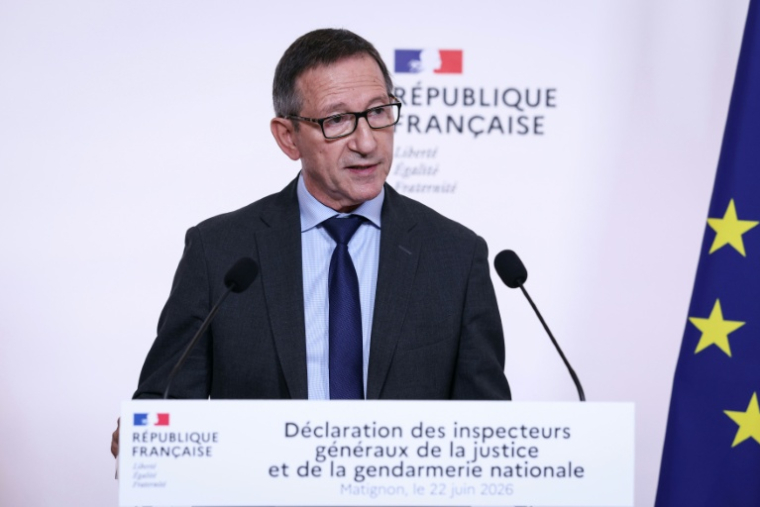 Le chef de l'Inspection générale de la gendarmerie nationale, Jean-Michel Gentil, lors de la remise du rapport sur l'affaire Lyhanna à Matignon, à Paris, le 22 juin 2026 ( AFP / Alain JOCARD )