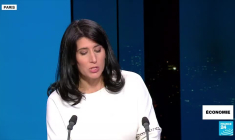 Vote de défiance contre Boris Johnson sur fond d'économie britannique chahutée