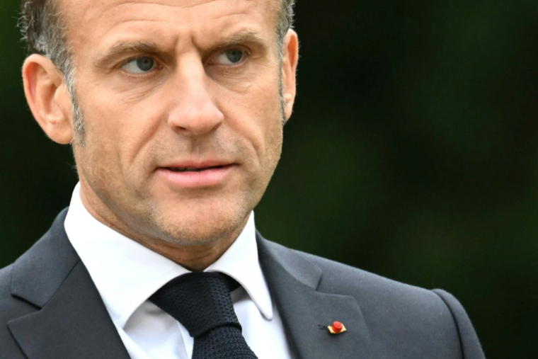 Le président français Emmmanuel Macron au château de Senningen au Luxembourg le 3 octobre 2025 ( AFP / NICOLAS TUCAT )