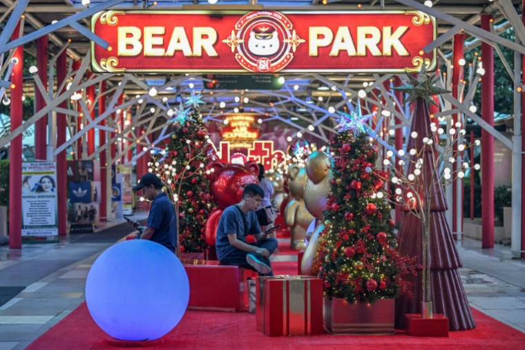 Des décorations de Noël dans un centre commercial à Manille, le 4 septembre 2026 aux Philippines ( AFP / Jam STA ROSA )