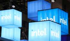 Le groupe américain de semi-conducteurs Intel, très en retard dans le boom de l'intelligence artificielle (IA), continue sa restructuration dans l'espoir de renouer avec les bénéfices ( AFP / I-Hwa CHENG )