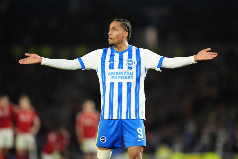 Chelsea lâche 63 briques pour son nouveau crush