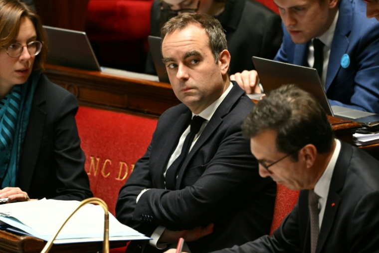 Le Premier ministre Sébastien Lecornu, à l'Assemblée nationale le 3 décembre 2025 lors de la discussion du budget de Sécurité sociale LORS DE LA DISCUSSIONDU BUDGET DE LA S  ( AFP / Bertrand GUAY )