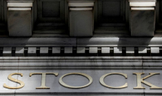 ICE, OPÉRATEUR DE LA BOURSE DE NEW YORK, DÉPASSE LES ATTENTES AU 1ER TRIMESTRE