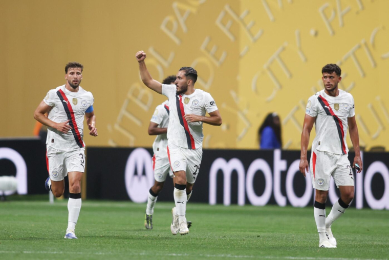 Manchester City déroule contre Al-Aïn, premier but pour Rayan Cherki