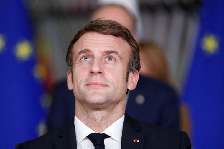 PAS ENCORE CANDIDAT, MACRON PROMET DE CONTINUER À RÉFORMER - AVEC "INDULGENCE ET BIENVEILLANCE"