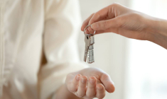 Comment reprendre le bail de quelqu'un ?-iStock-fizkes