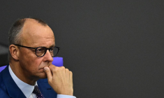 Friedrich Merz au Bundestag, à Berlin, le 9 juillet 2026. ( AFP / JOHN MACDOUGALL )